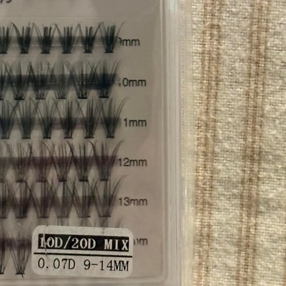 Fendi Makeup a bunch of different size eyelashes